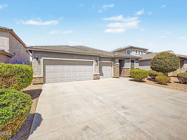 36060 N VIDLAK Drive photo 2