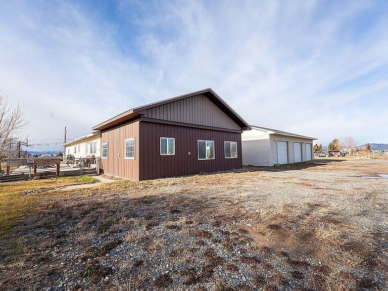 3562 Strandberg Dr photo 5