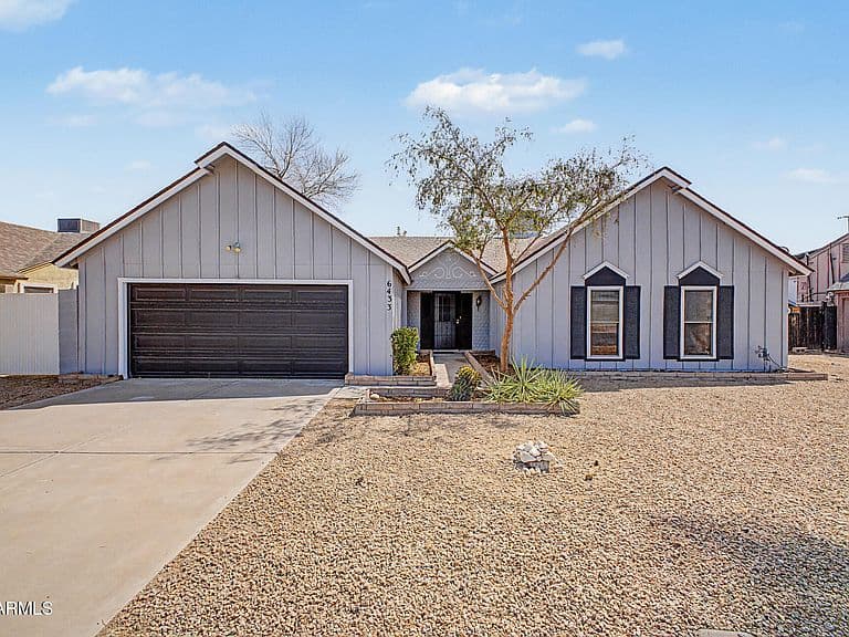 6433 W KINGS Avenue photo 2