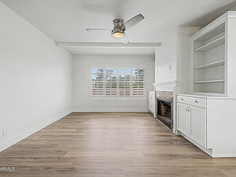 20 S BUENA VISTA Avenue #120 photo 3