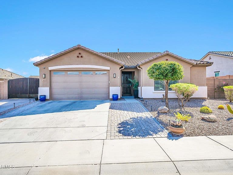 3713 W ABRAMS Drive photo 2