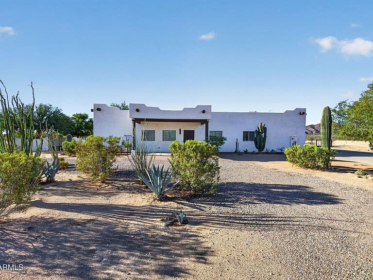 54393 W SUNBURST Street photo 2