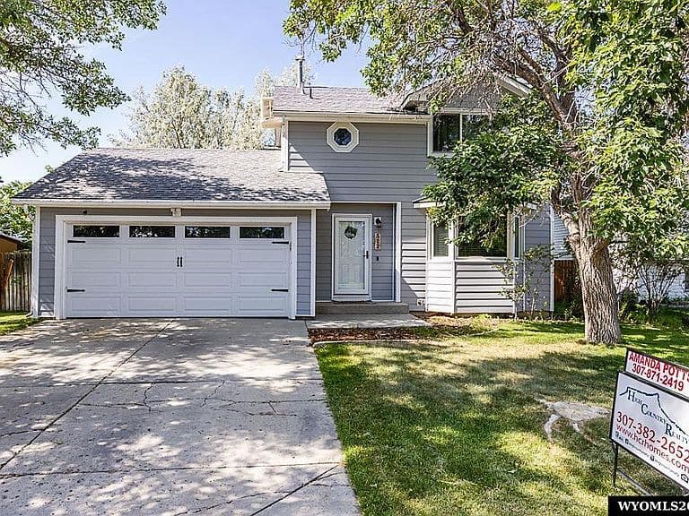 512 Dana Cir photo 1
