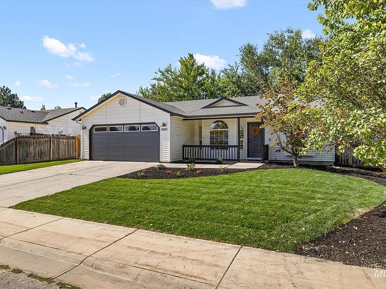 1005 S Bonneville Dr photo 4