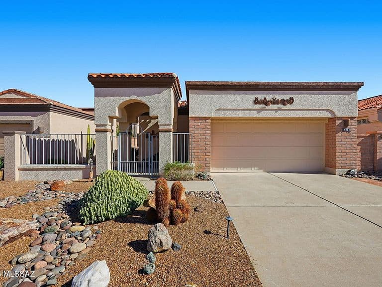 4927 S Gloria View Ct photo 2