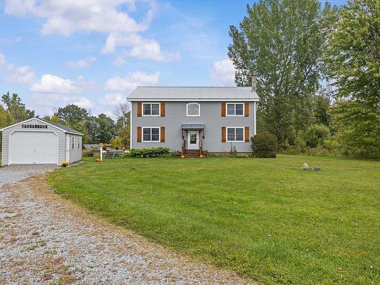 732 Station Road photo 3