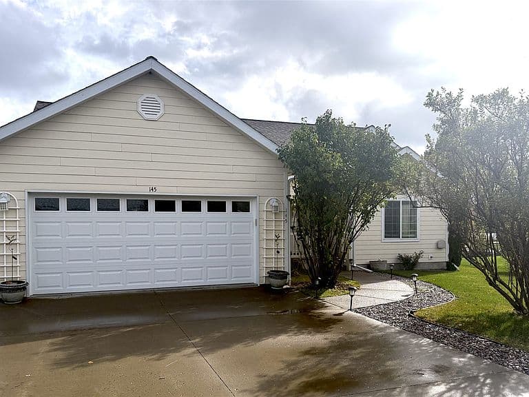 145 Blue Crest Dr photo 2