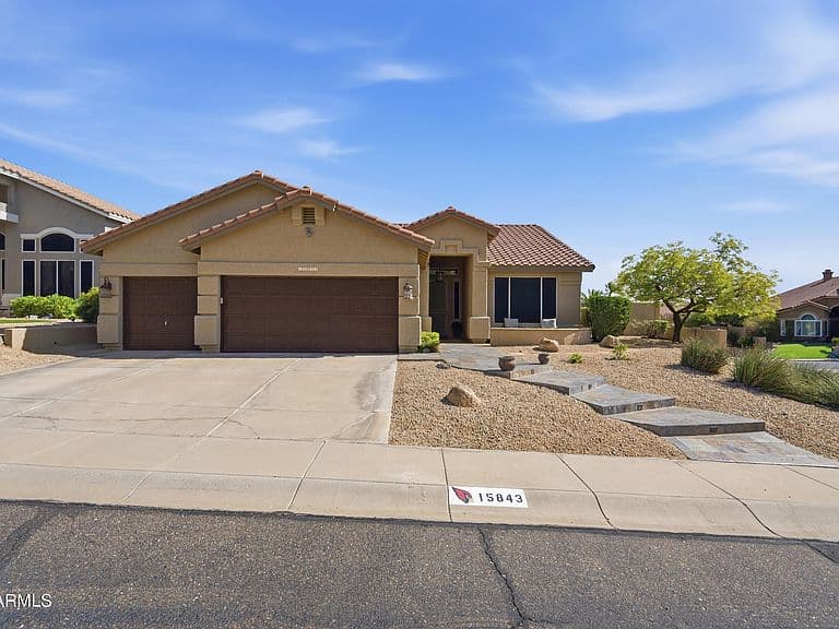 15843 S 9TH Street photo 2