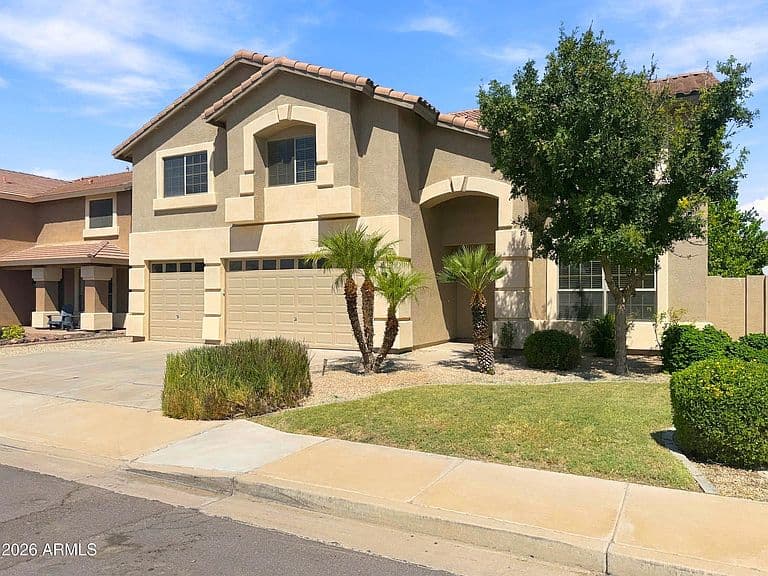 2714 E BIRCHWOOD Place photo 3