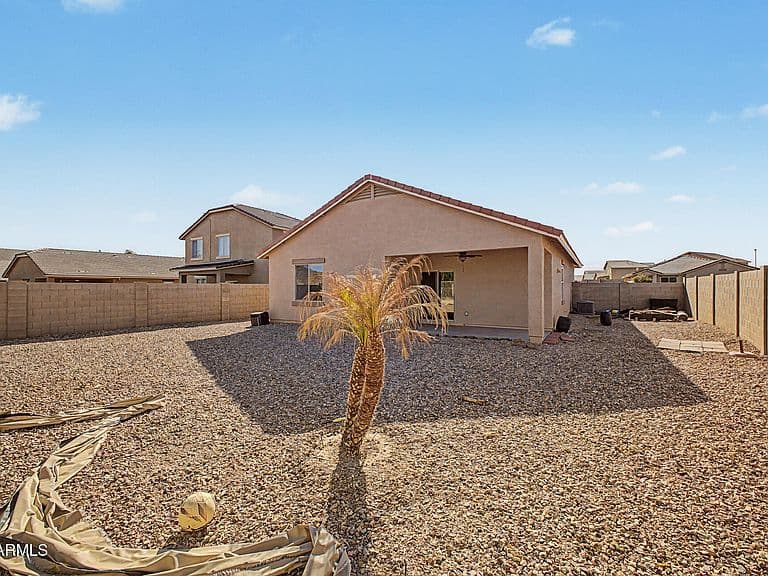 5047 S 245TH Lane photo 4