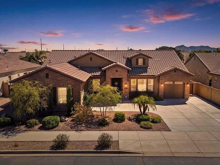 22333 E MAYA Road photo 1