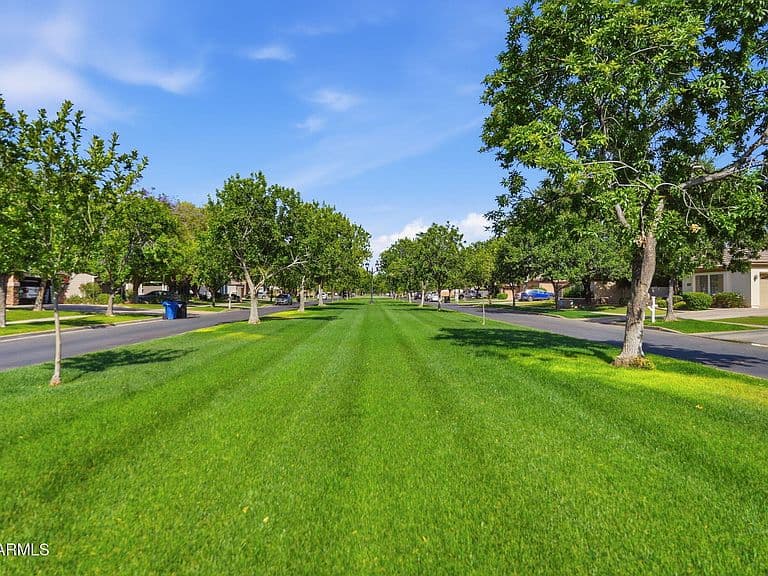 2808 E PARK Avenue photo 5
