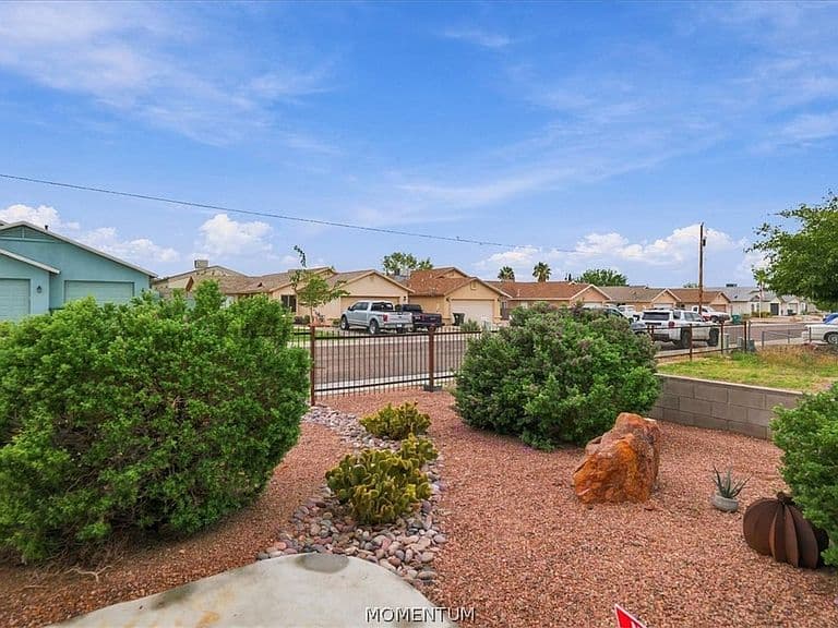 2839 Harrod Avenue photo 5