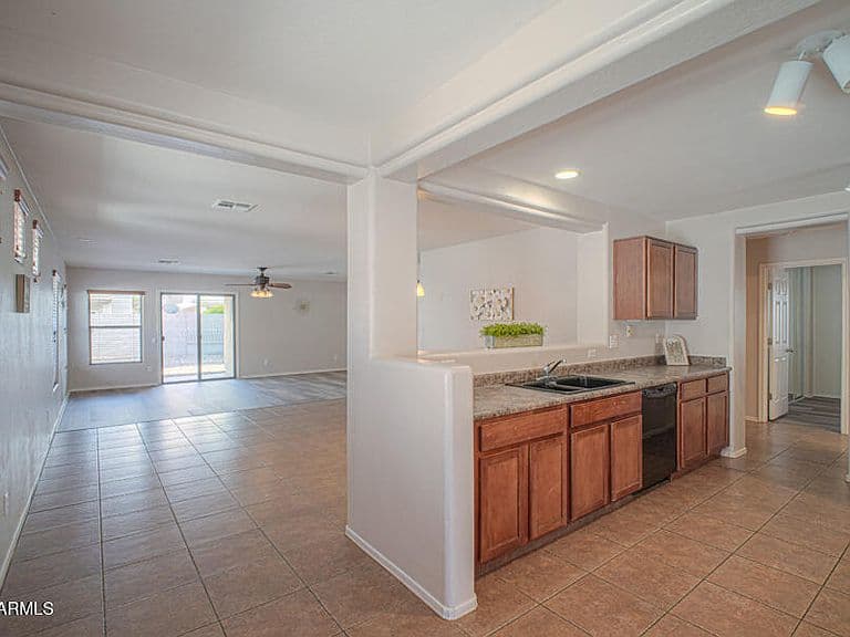 19159 N MEGHAN Drive photo 3