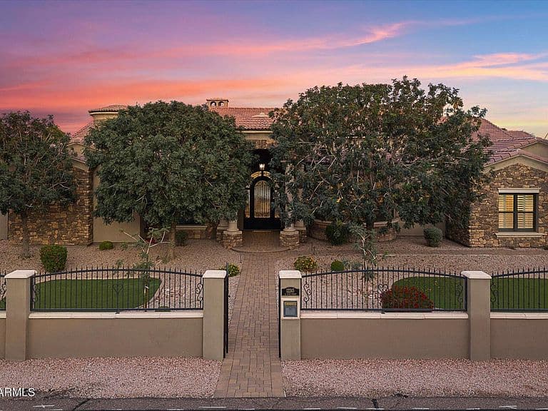 12245 S 70TH Street photo 4