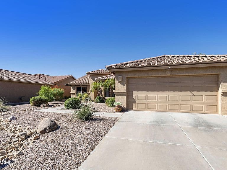9853 E CRYSTAL Drive photo 2
