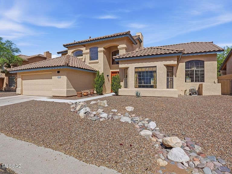 1391 E Sonoran Desert Dr photo 3