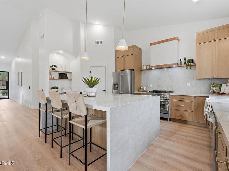 7703 E SAYAN Street photo 1