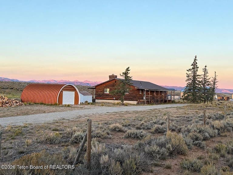 9370 Us Highway 191 photo 1