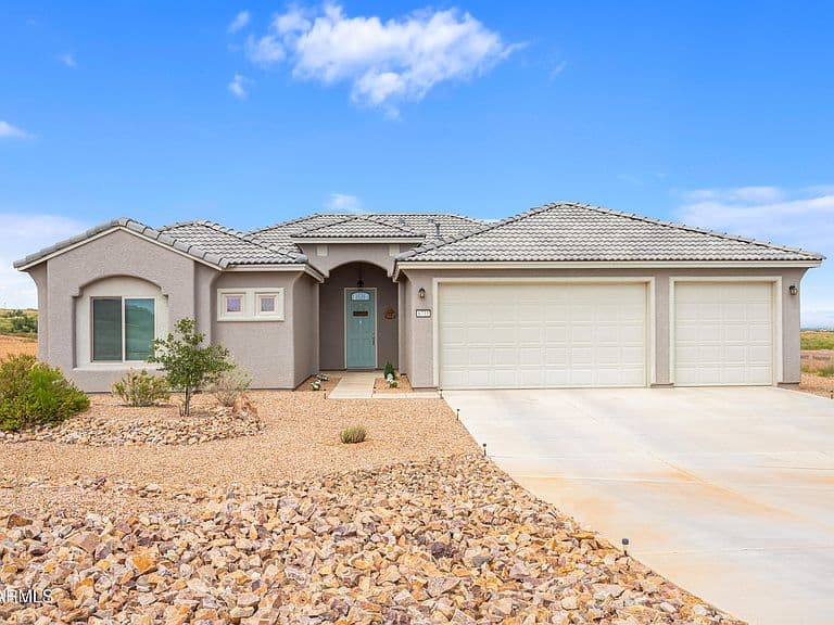 6733 E VAQUERO Circle photo 1