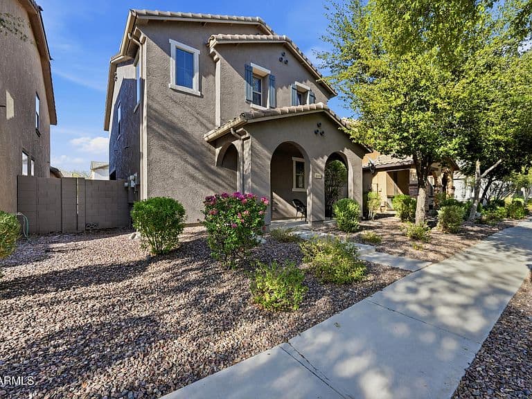 4066 E CATHY Drive photo 2