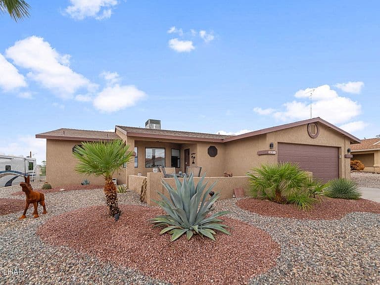 3837 Whaler Dr photo 1