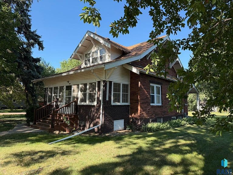 904 S Cherry St photo 1