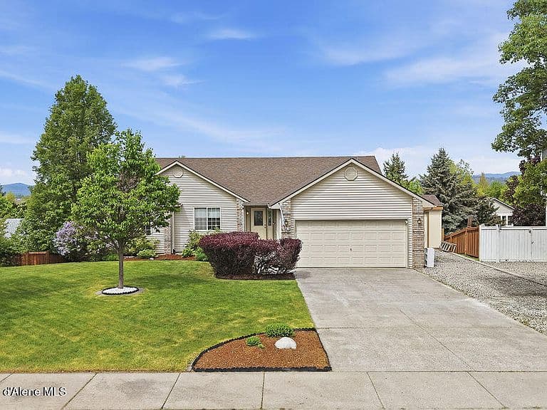2413 N Stagecoach Dr photo 2