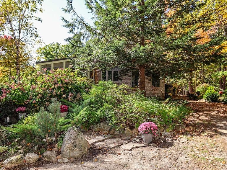 109 Duck Pond Lane photo 1