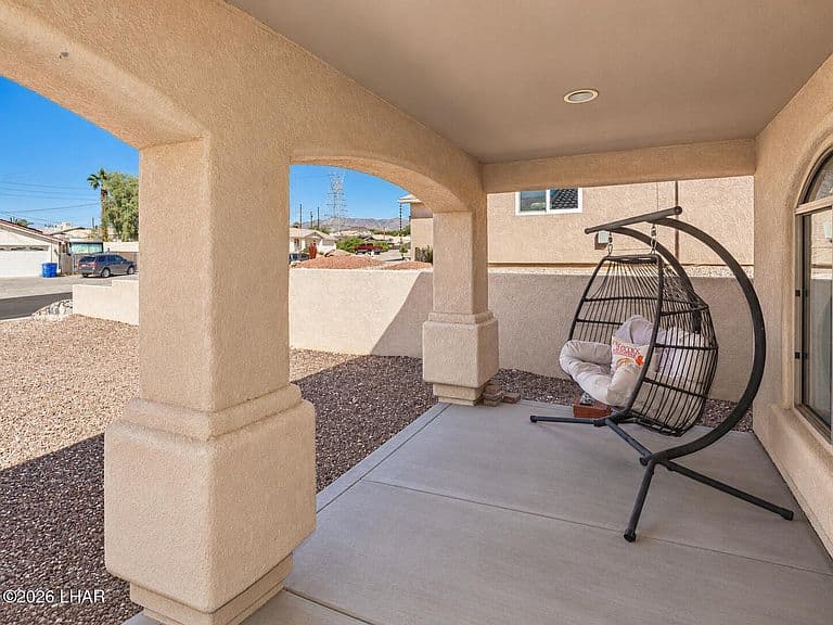 3746 Clearwater Dr photo 5