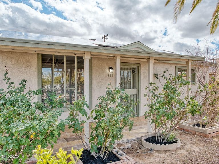 949 W Calle Aragon photo 1