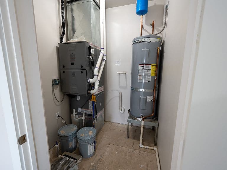 824 Rivet Way photo 5