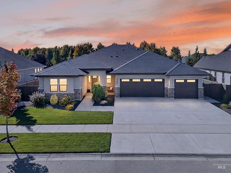 5365 W Piaffe St photo 1