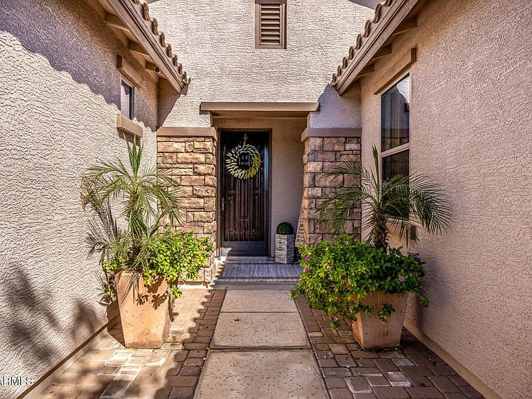 4991 S COTTON Court photo 4