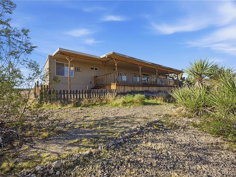 1800 W Sugarloaf Drive photo 4