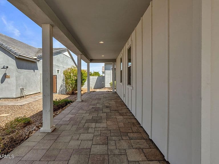 1486 E Mead Drive photo 5