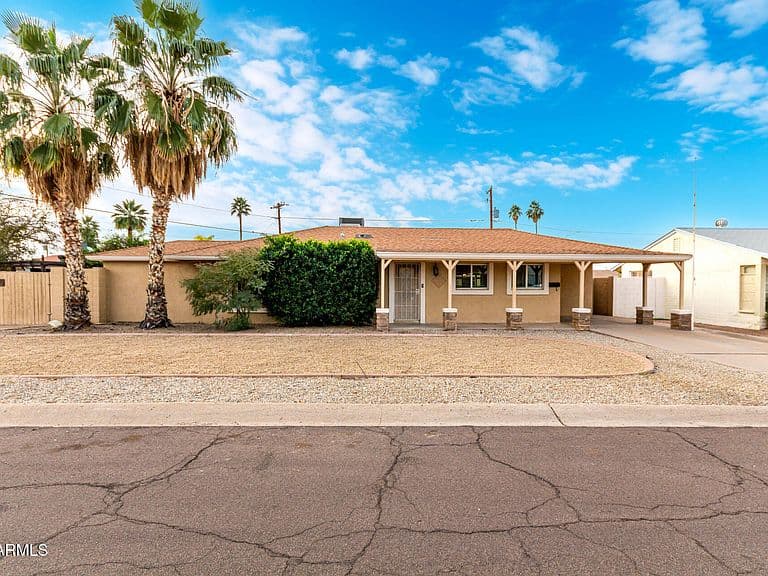 4637 E GRANADA Road photo 4