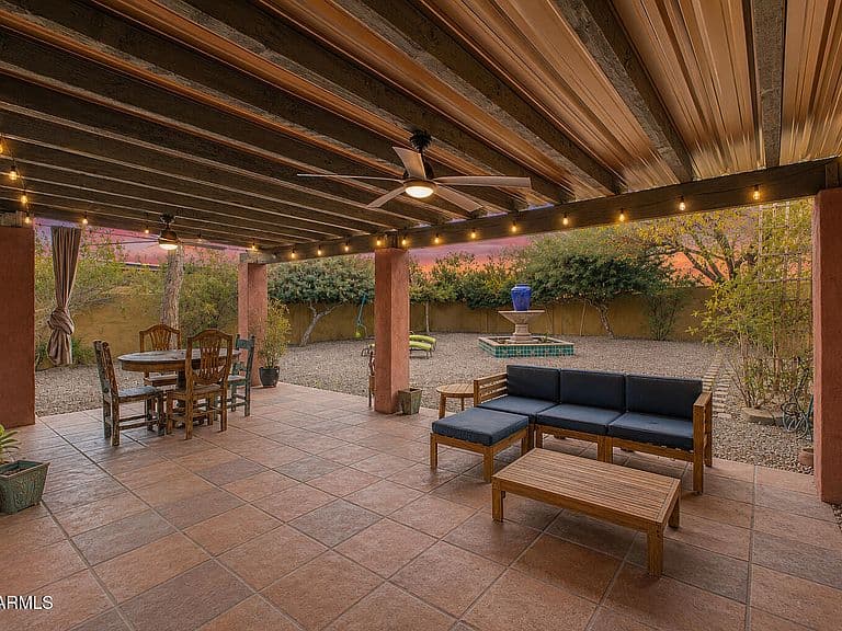 1528 E CORONADO Road photo 5