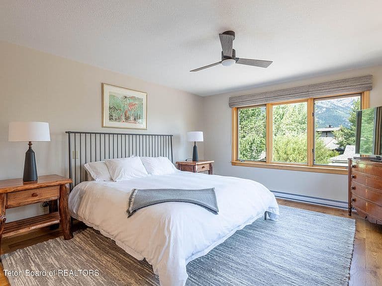 3940 N Pond Dr #13 photo 3