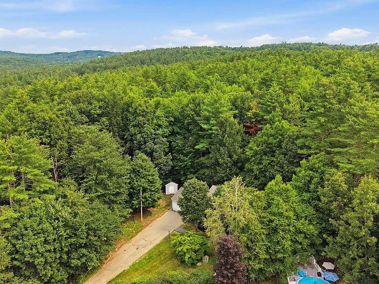 411 Mont Vernon Road photo 1