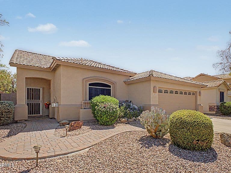 8023 S 27TH Way photo 3