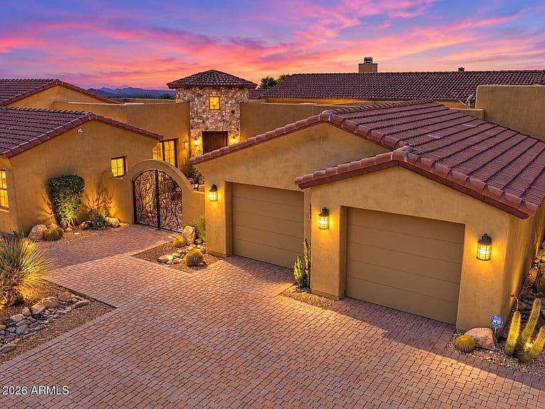 39024 N BOULDER VIEW Drive photo 1