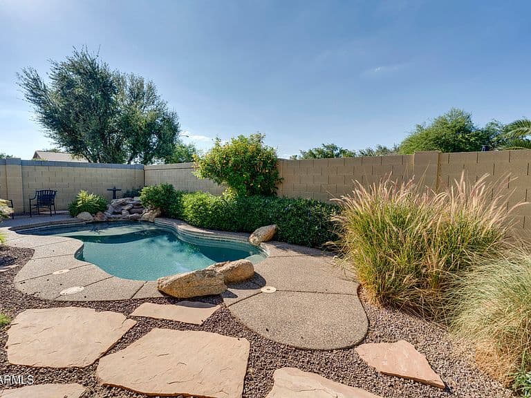 14332 W Mitchell Drive photo 1