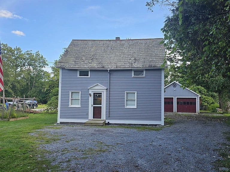 327 Vermont Route 313 W photo 1