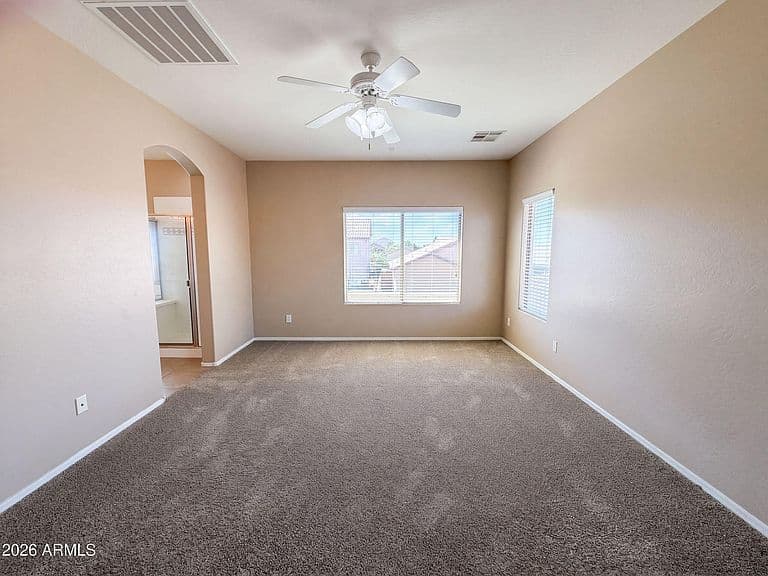 671 W GREEN TREE Drive photo 4