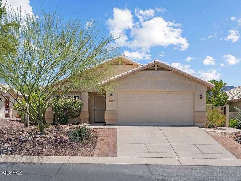 10990 N Double Eagle Ct photo 3