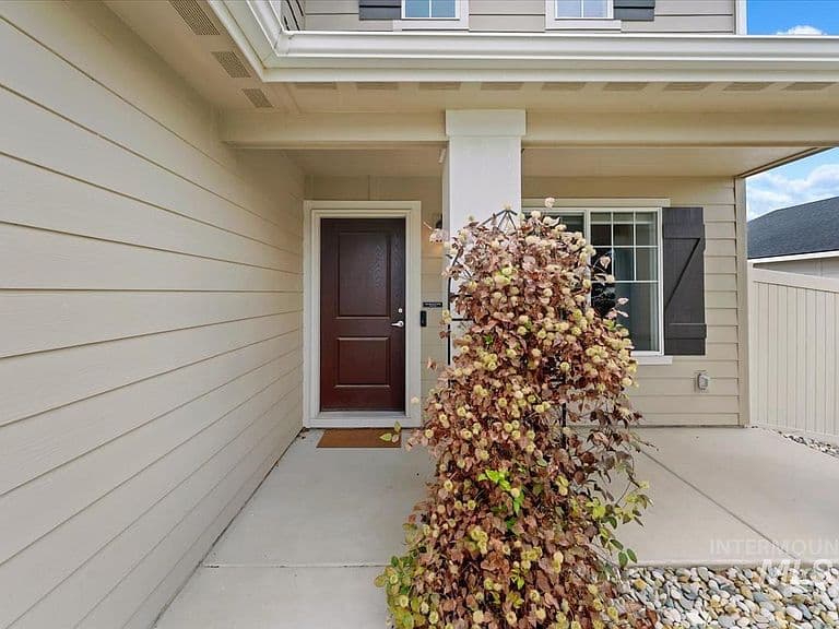 16923 N Lowerfield Loop photo 4