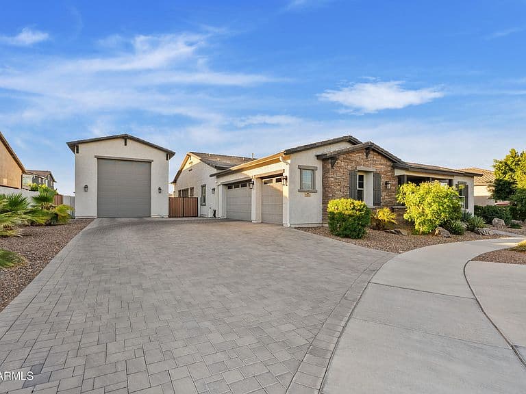 22820 E CAMACHO Road photo 2
