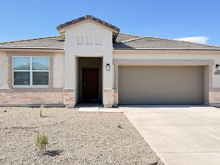 18828 E ELSA Drive photo 1