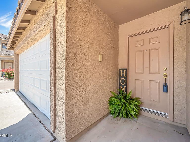 2430 E PEACH TREE Drive photo 3